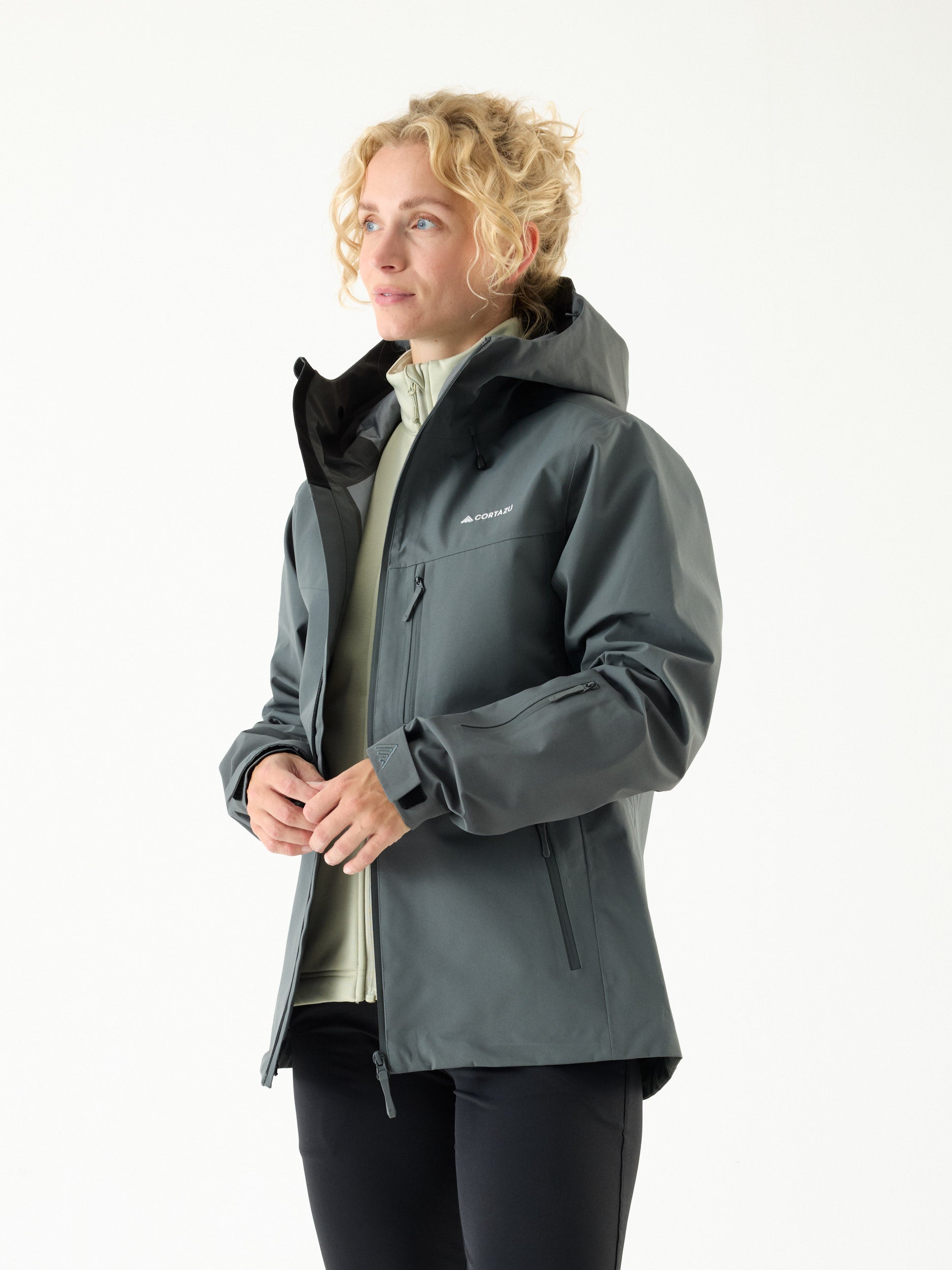 Load video: AW Hardshell Jacket 10M Mid Grey | Women