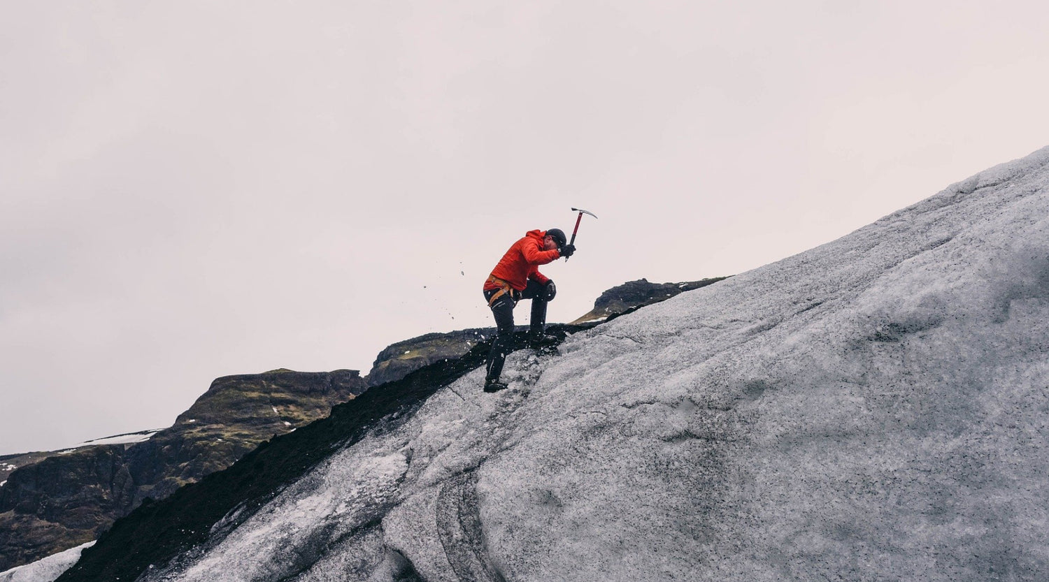 A Short Mountain Survival Guide: The Basics You Need to Know