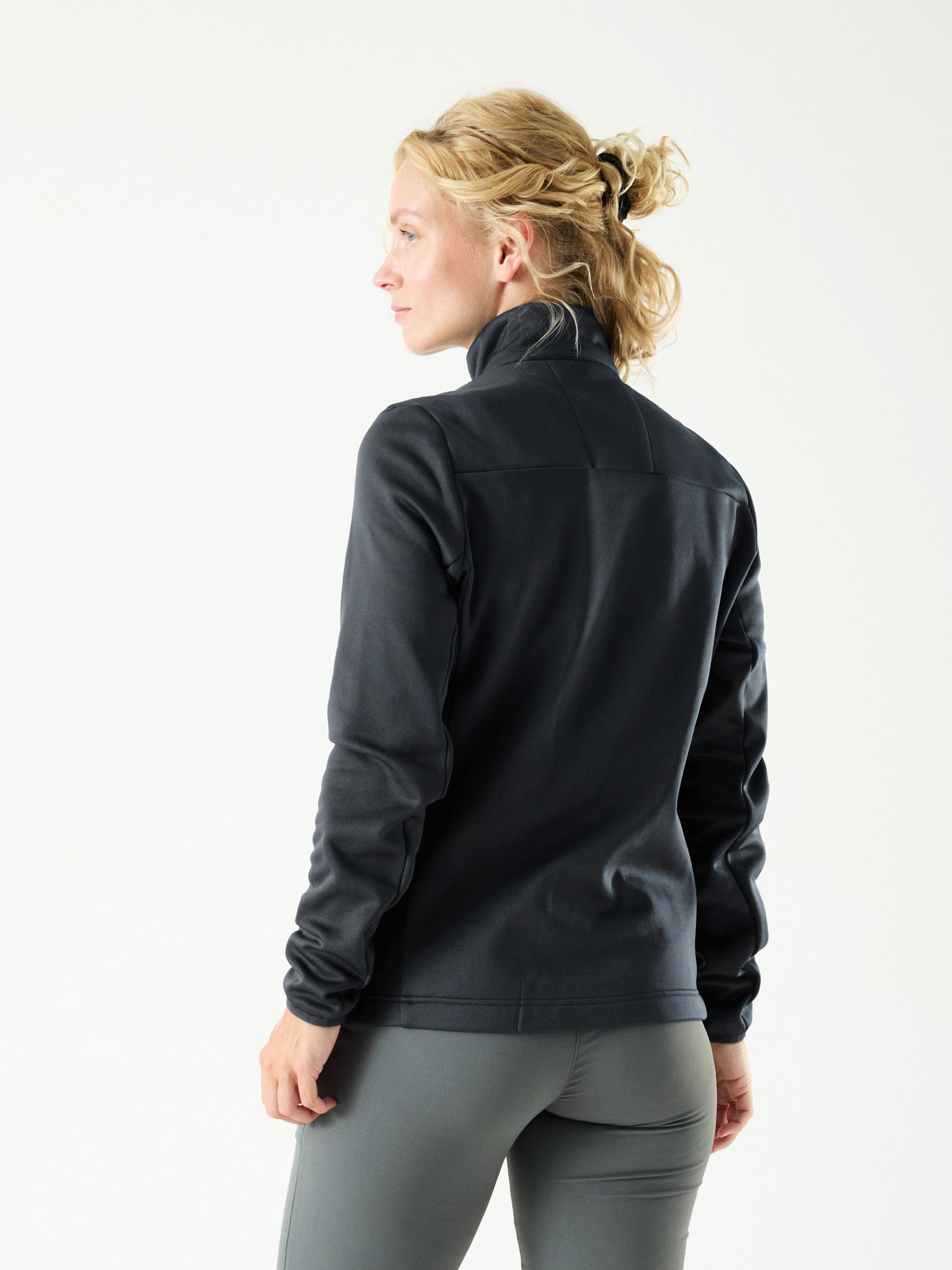 AR Fleece 9M Black | Women