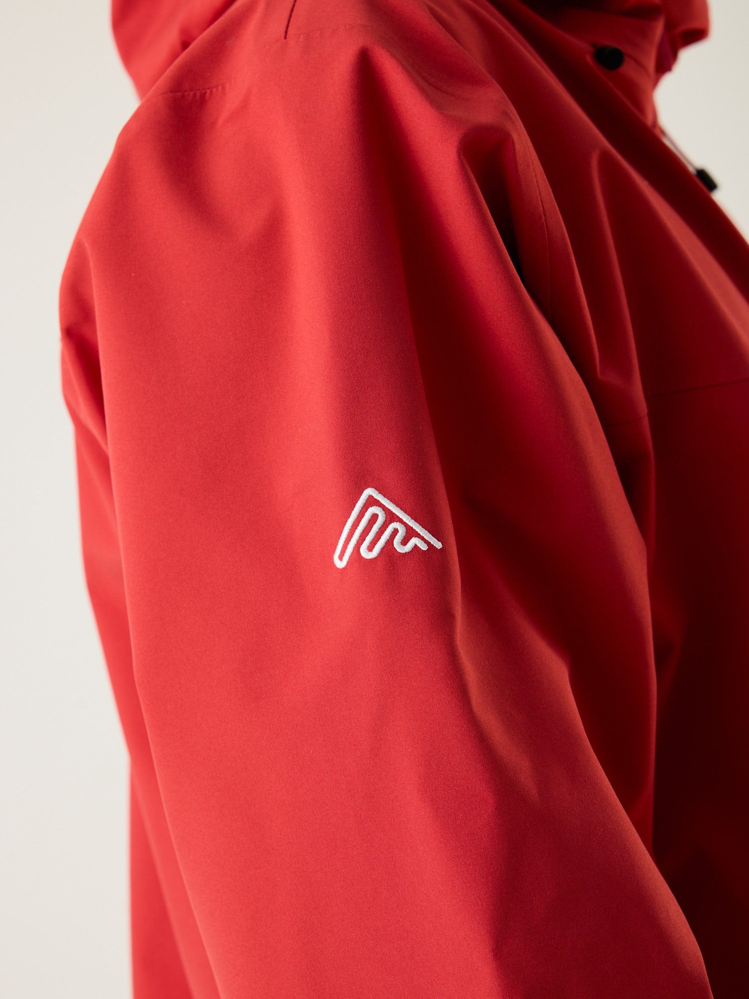 AR Hardshell Jacket Red | Men