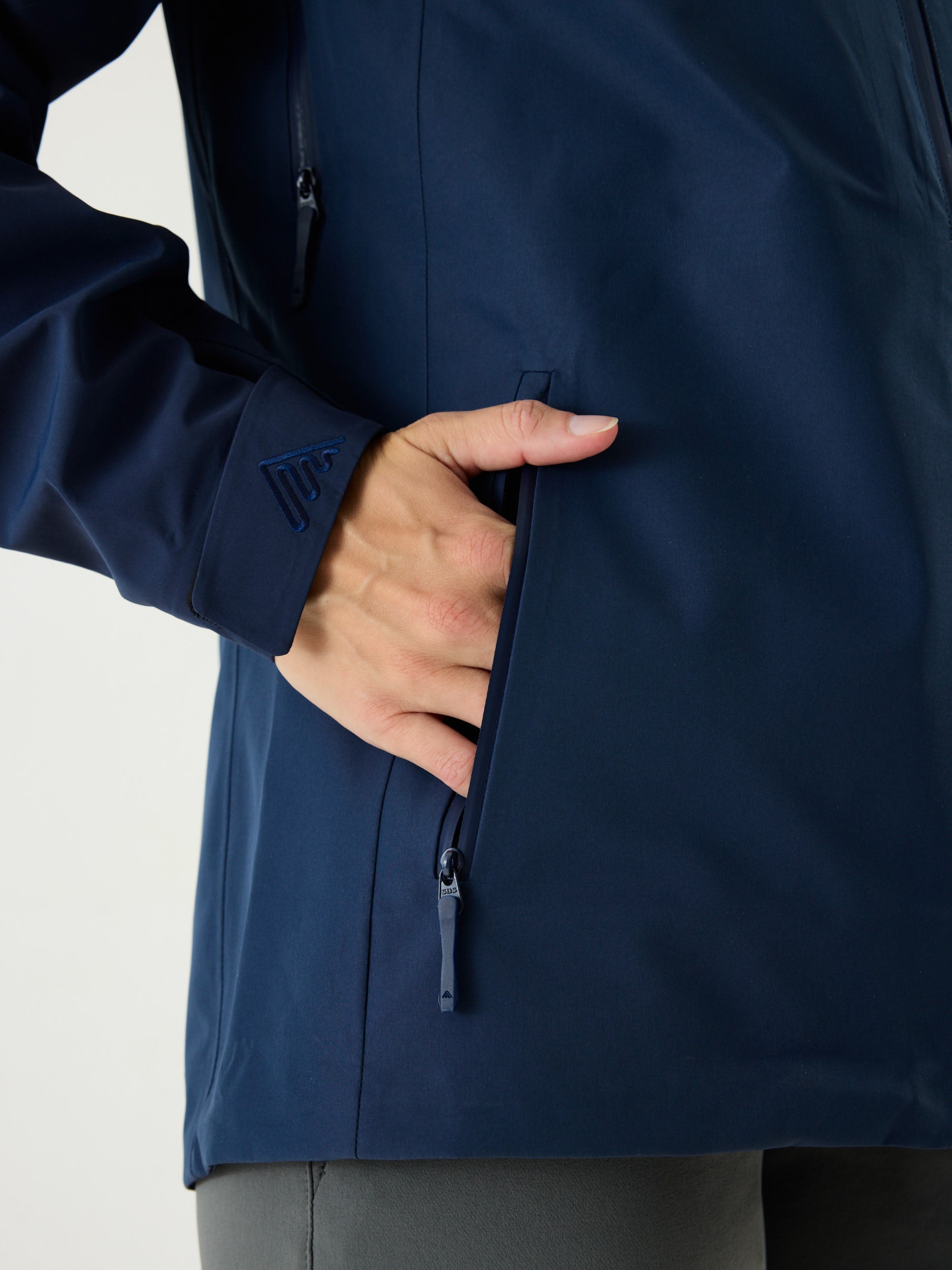 AW Hardshell Jacket 10M Dark Blue | Women