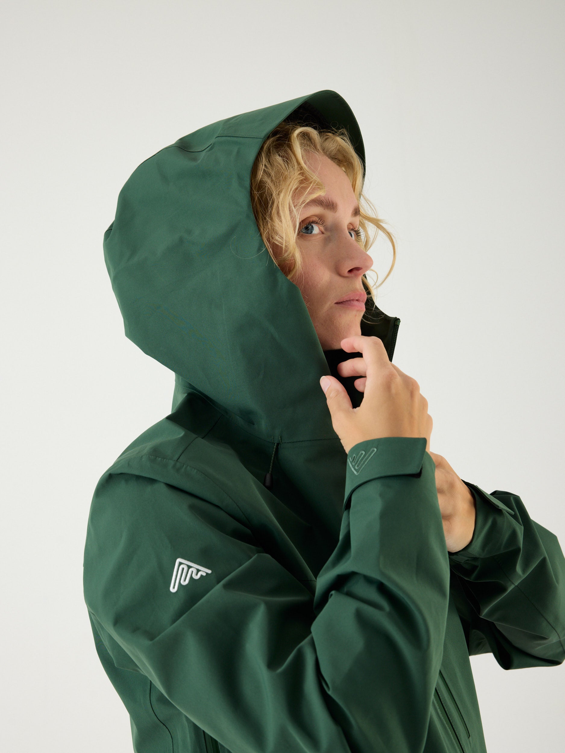 AW Hardshell Jacket 10M Dark Green | Women