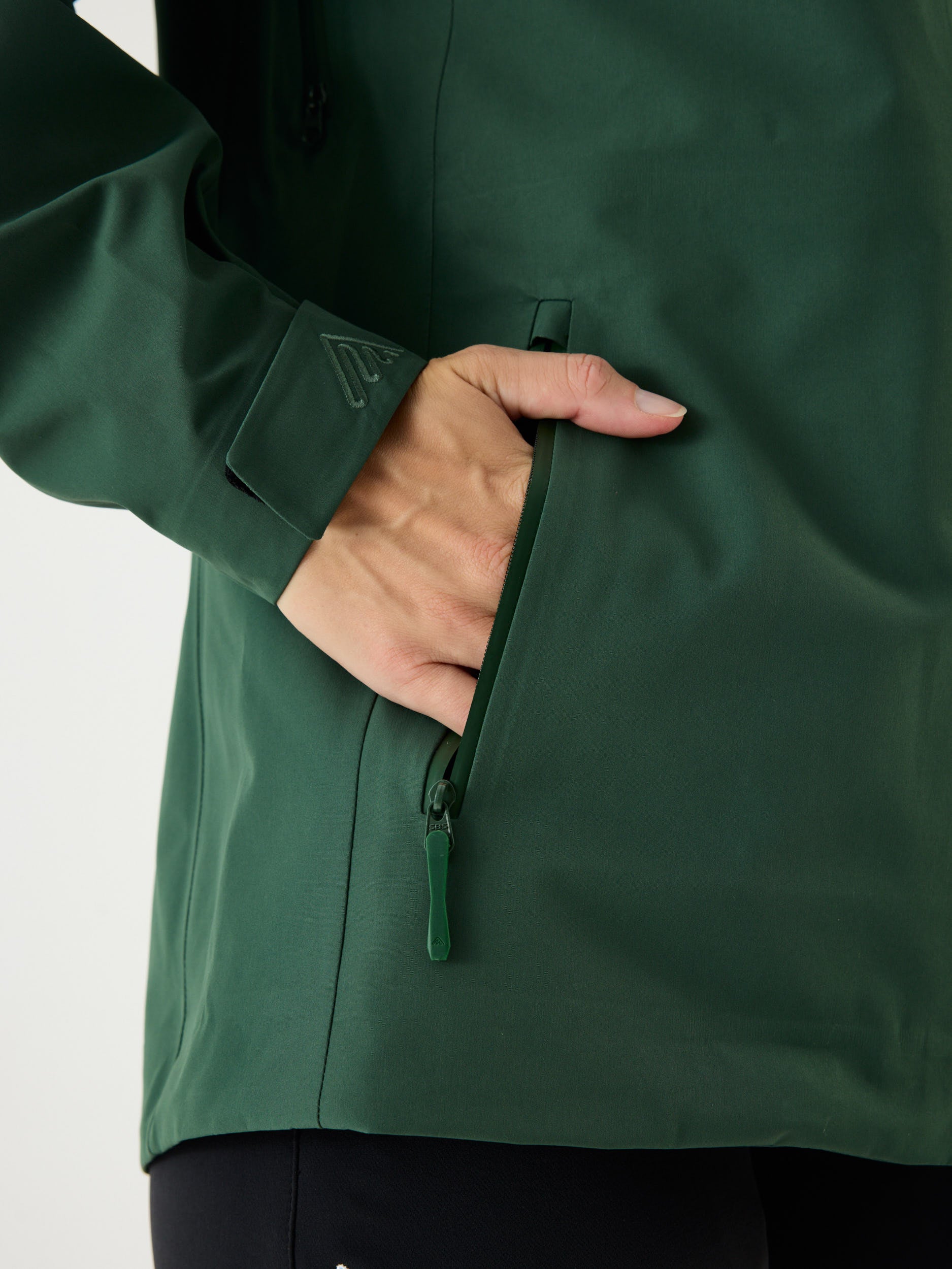 AW Hardshell Jacket 10M Dark Green | Women