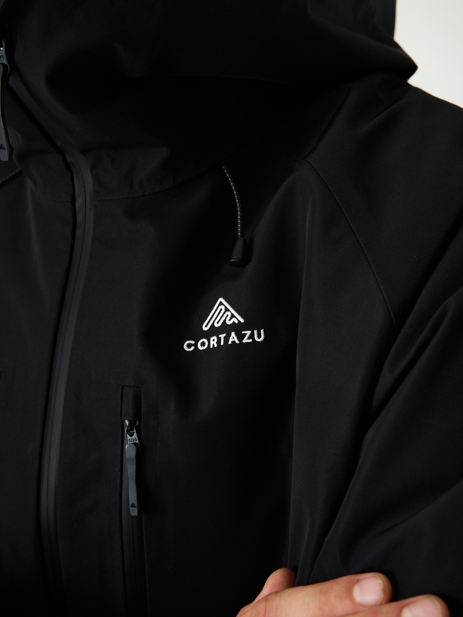 Mountain Hardshell Jacket 10M Black | Men