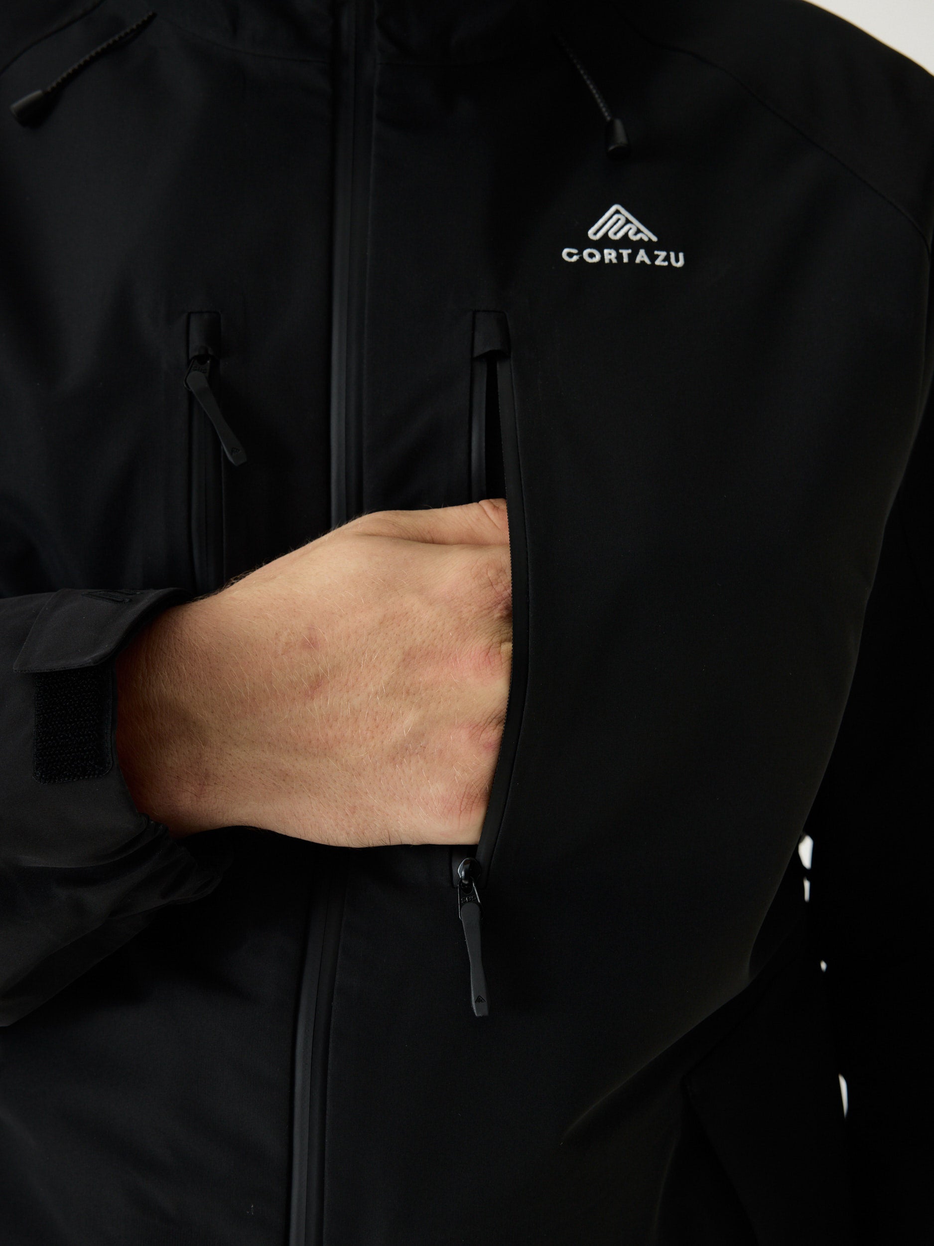 Mountain Hardshell Jacket 10M Black | Men