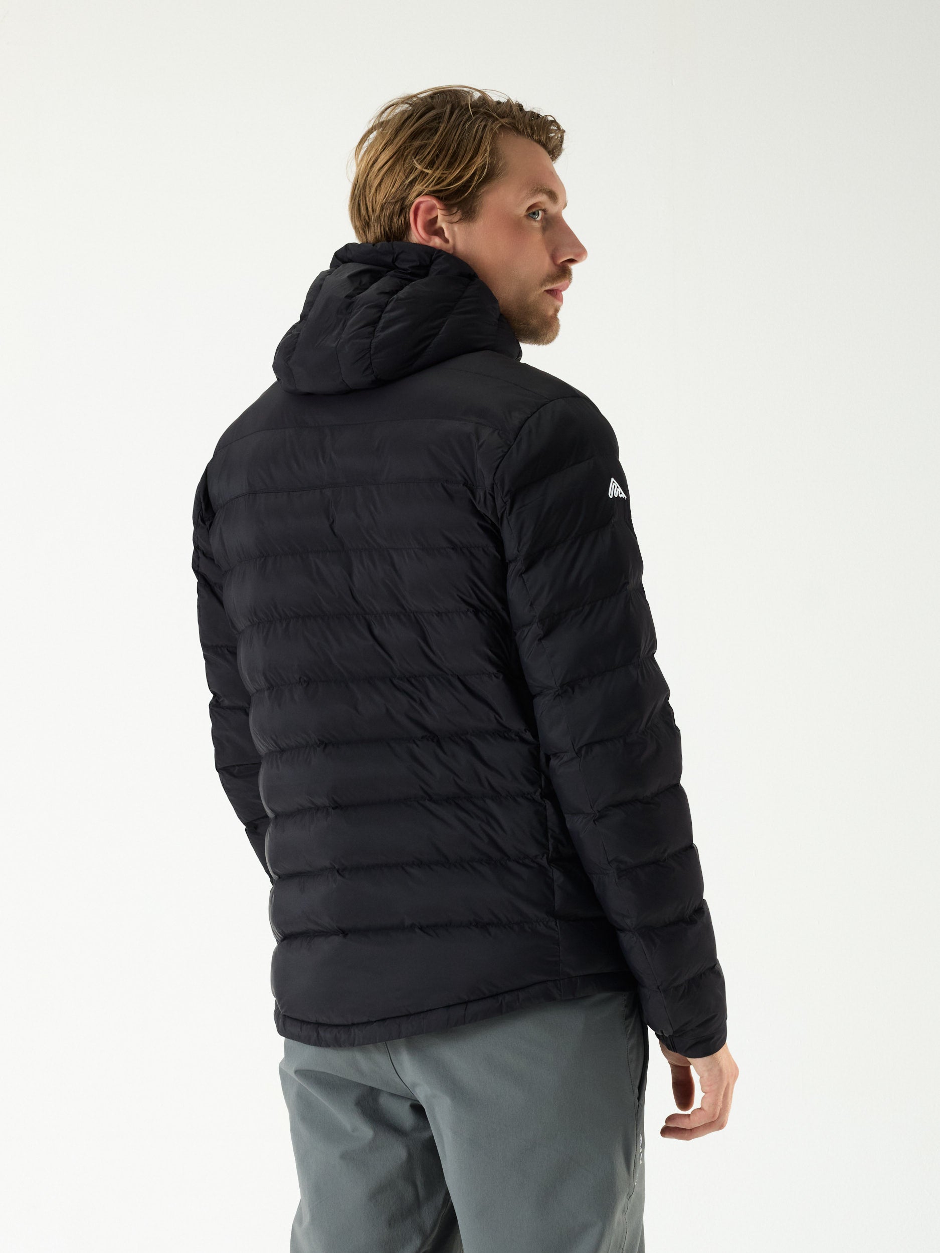 Mountain INS Hooded Jacket 10M Black | Men