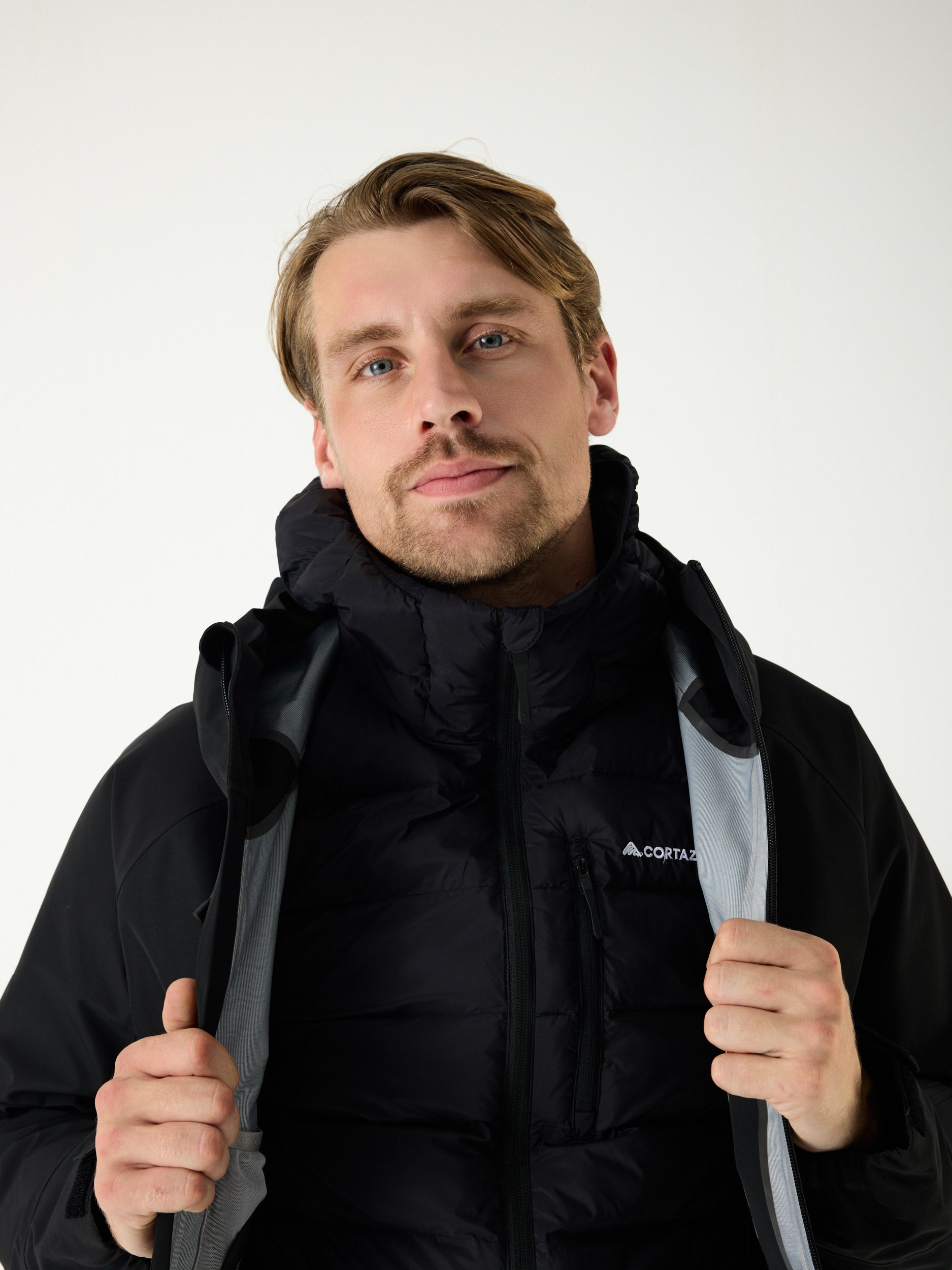 Mountain INS Hooded Jacket 10M Zwart | Heren