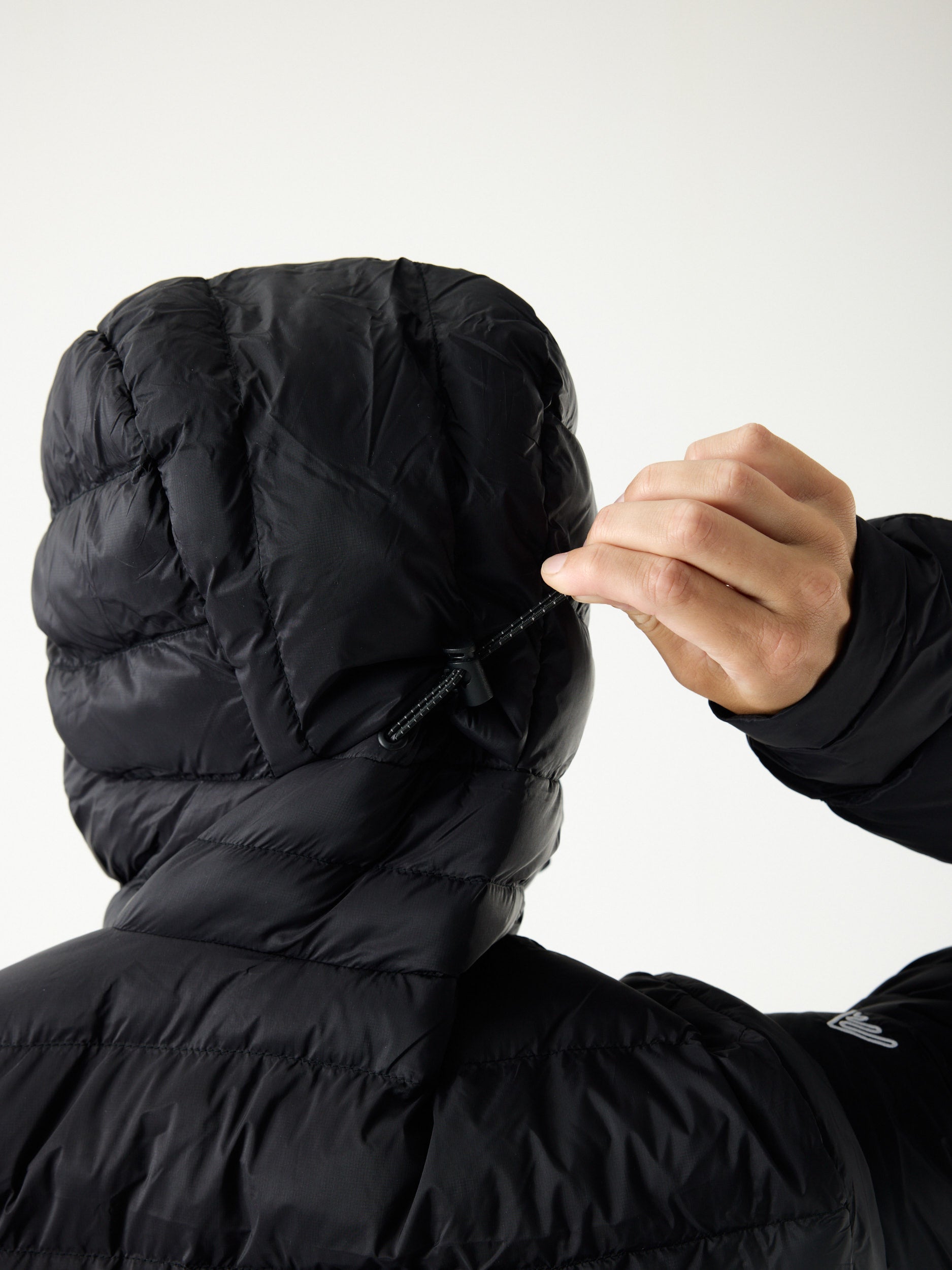 Mountain INS Hooded Jacket 10M Zwart | Dames