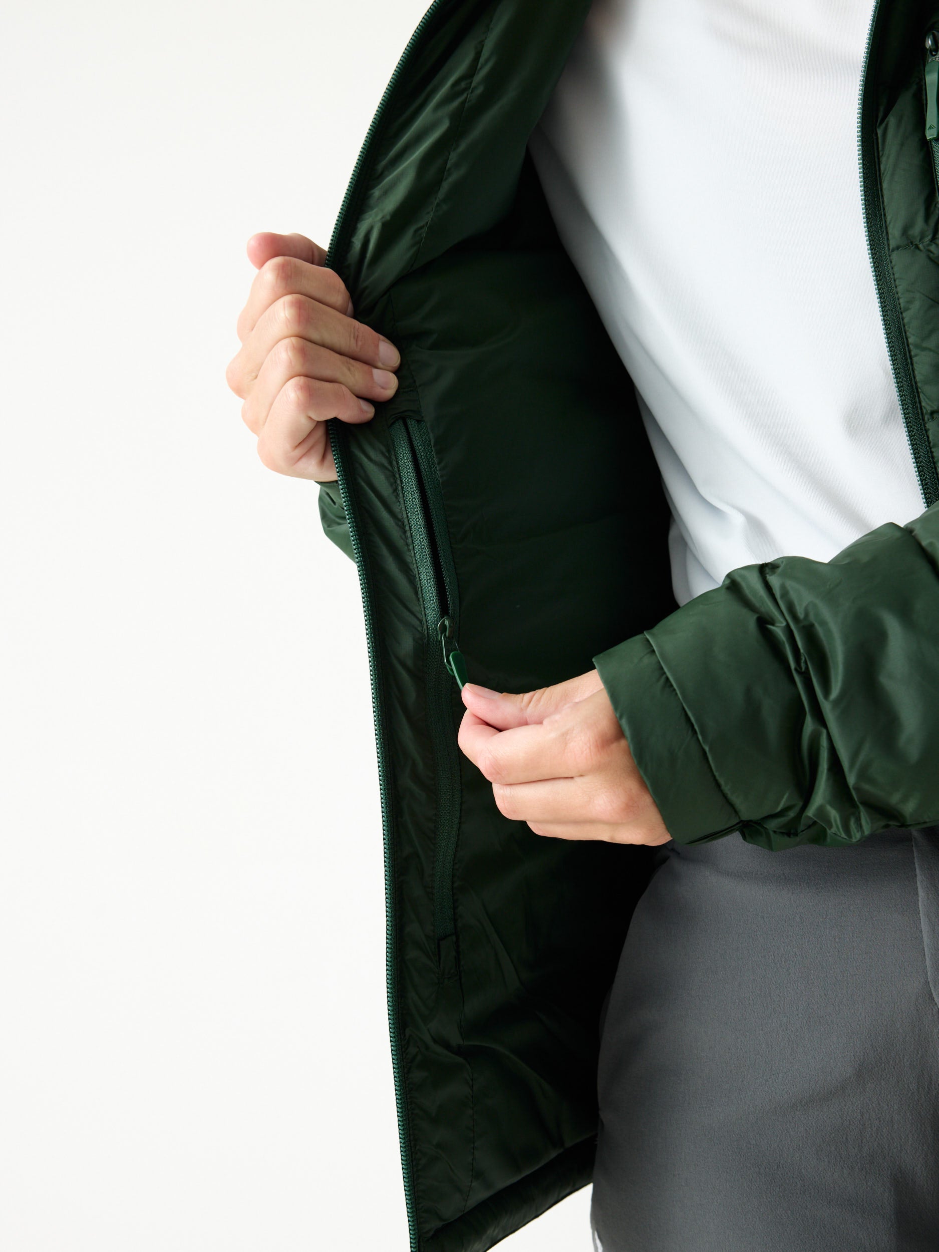 Mountain INS Hooded Jacket 10M Donkergroen | Dames