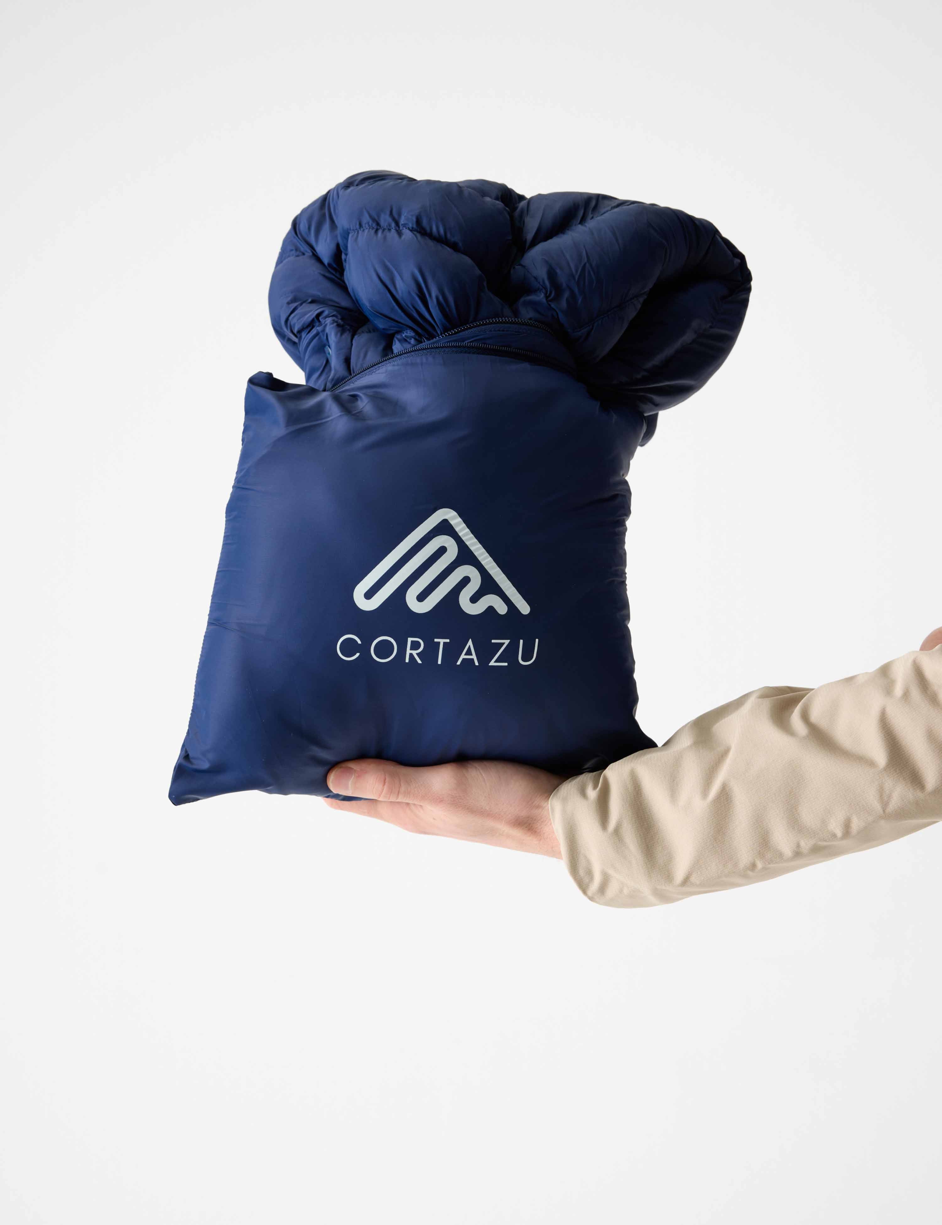 Mountain INS Hooded Jacket 7M Dark Blue | Men – Cortazu