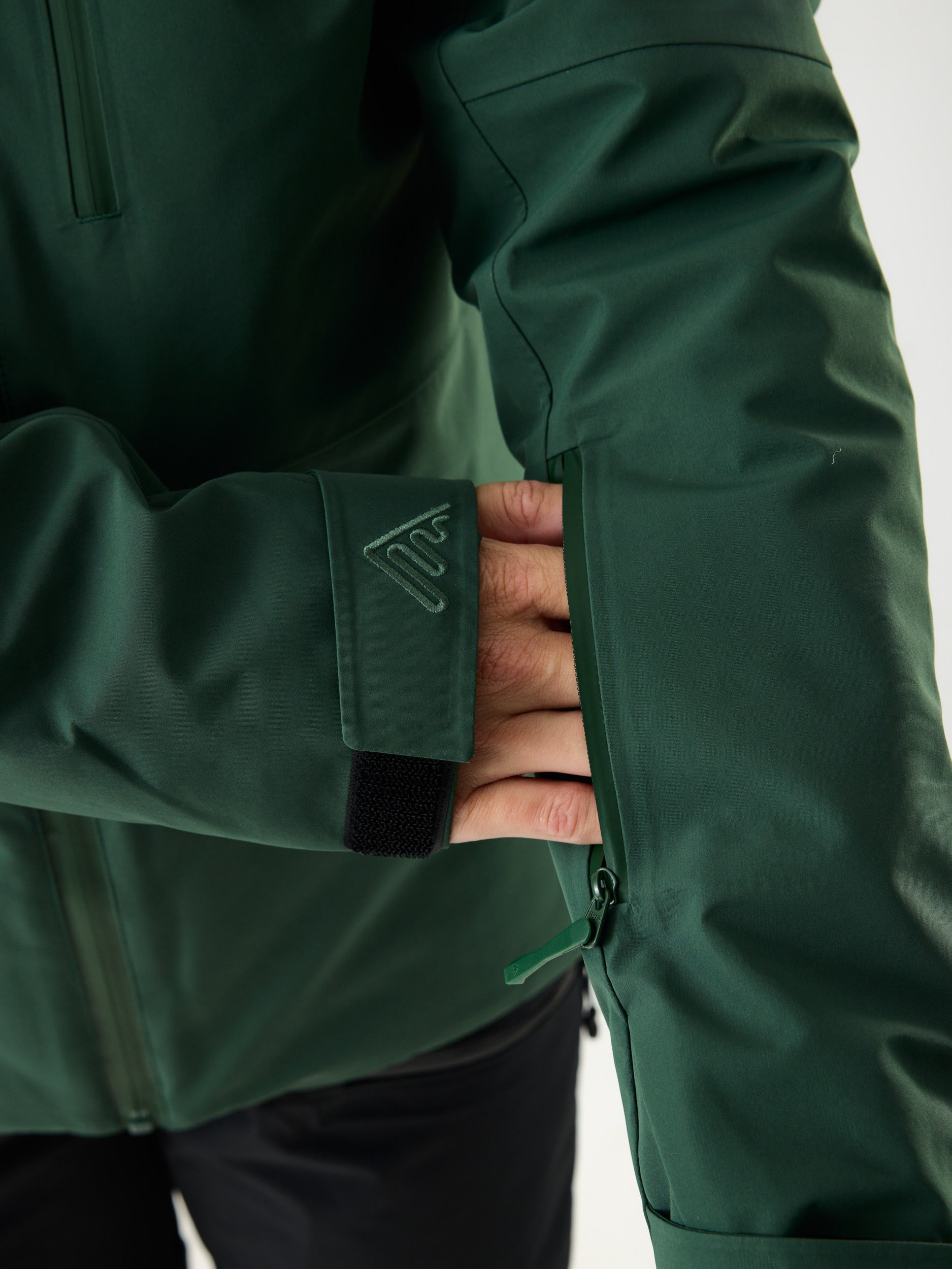 Nunatak INS Ski-jack 10M Donkergroen | Dames