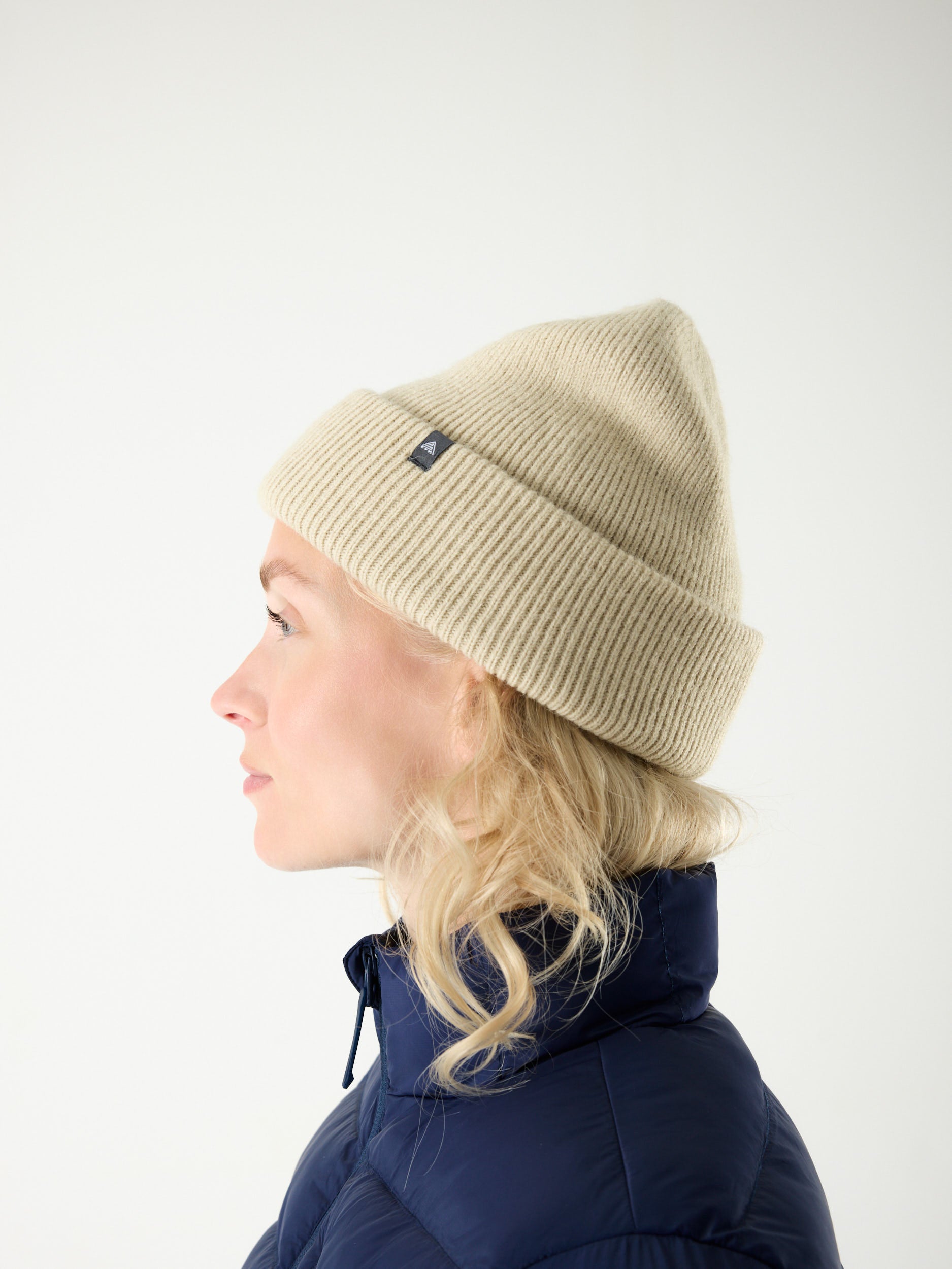 Beanie 10M Sand