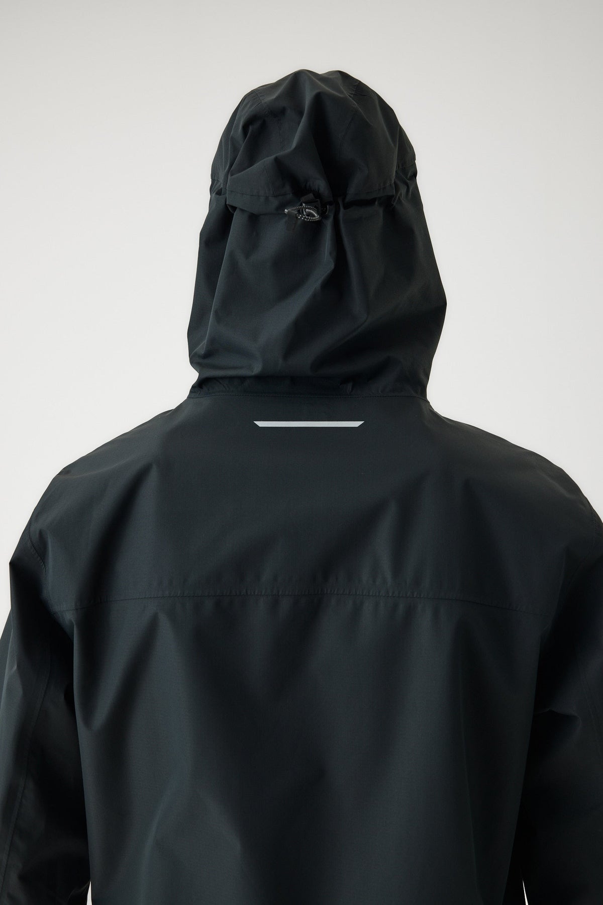 Cortazu Aero Rain Jacket men's in Black, hood volume adjuster and reflective detail