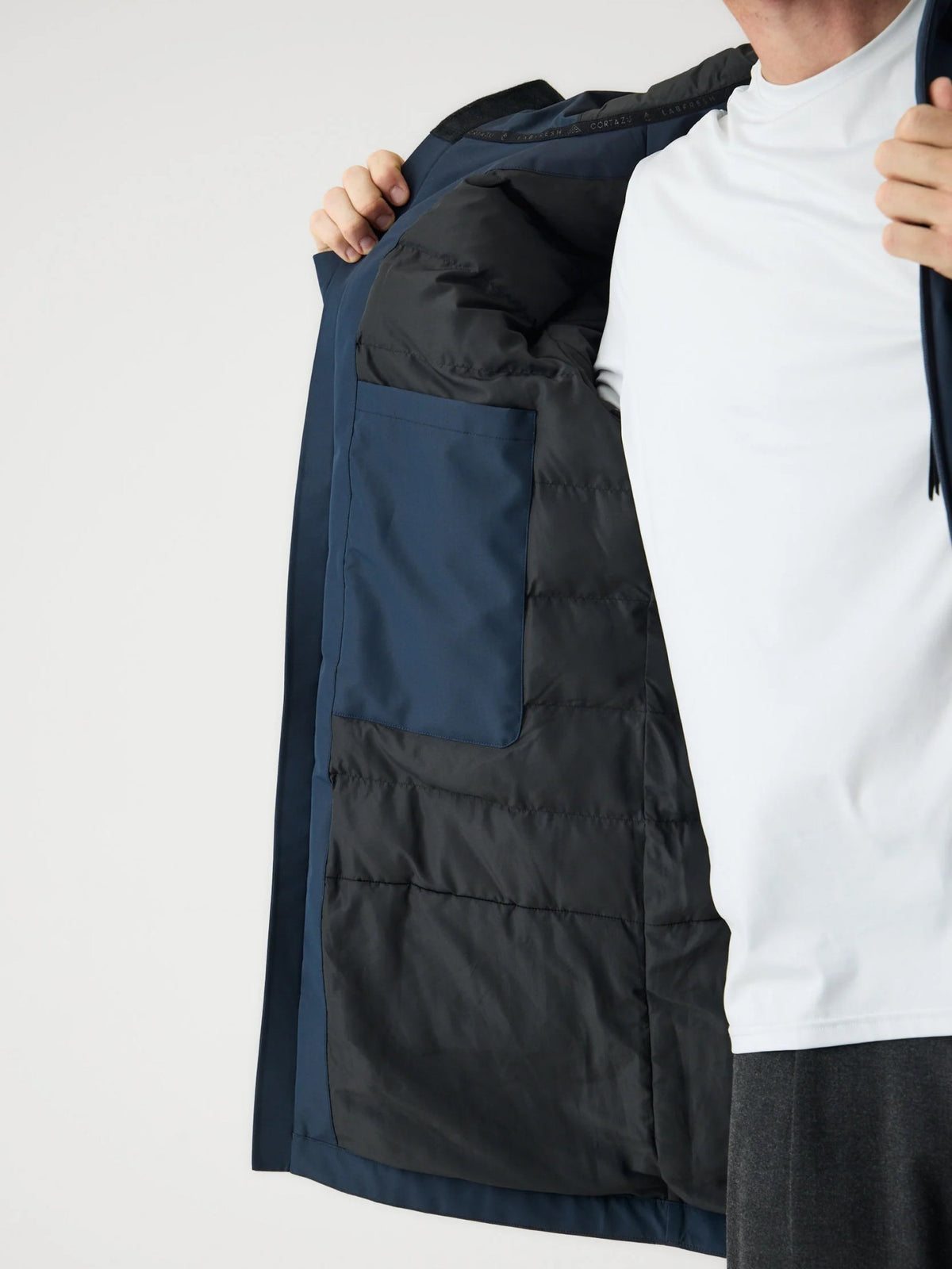 Cortazu Delta INS Parka men's in Navy, insulated lining with inner drop pocket