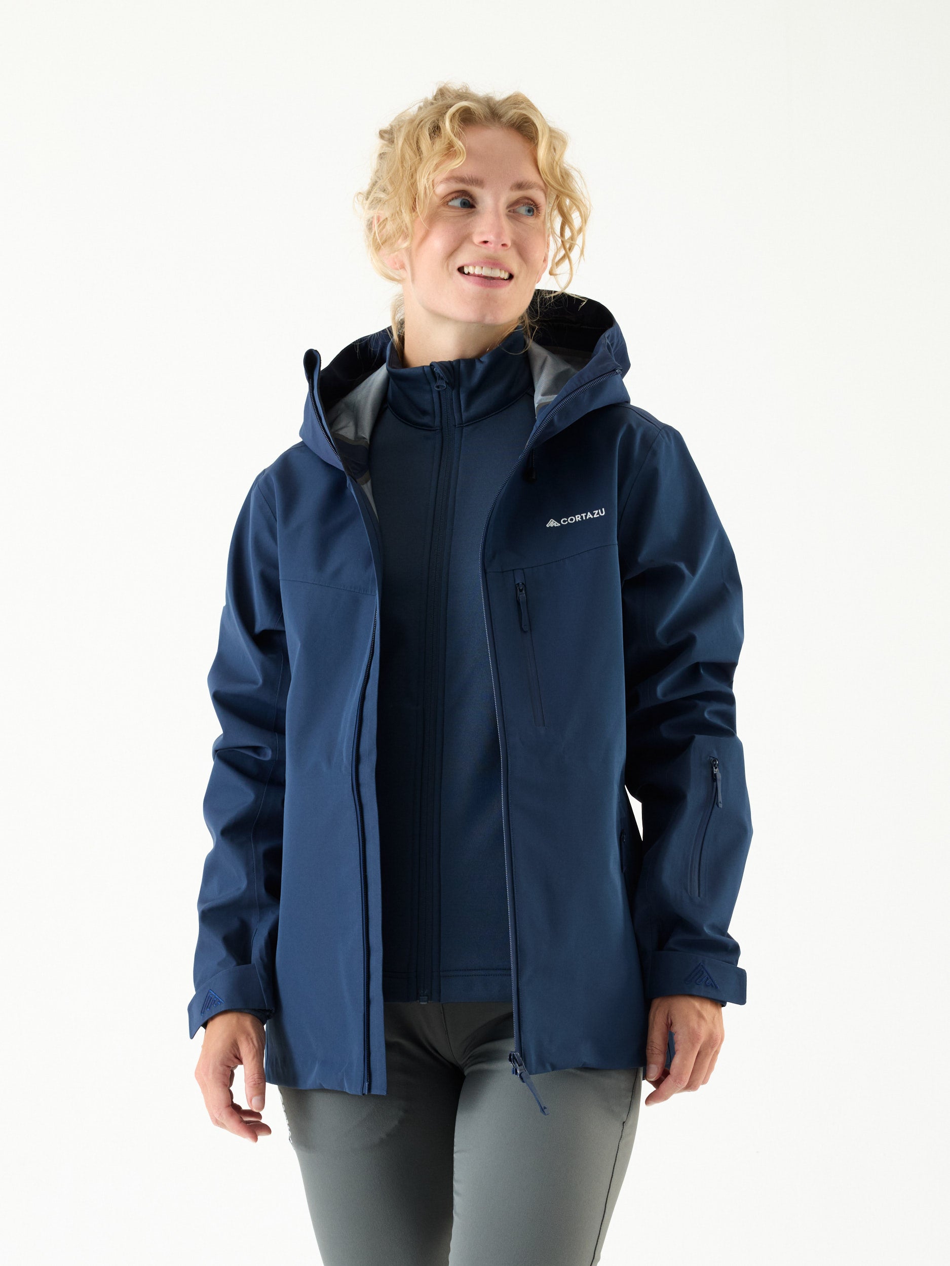 Load video: AW Hardshell Jacket 10M Dark Blue | Women
