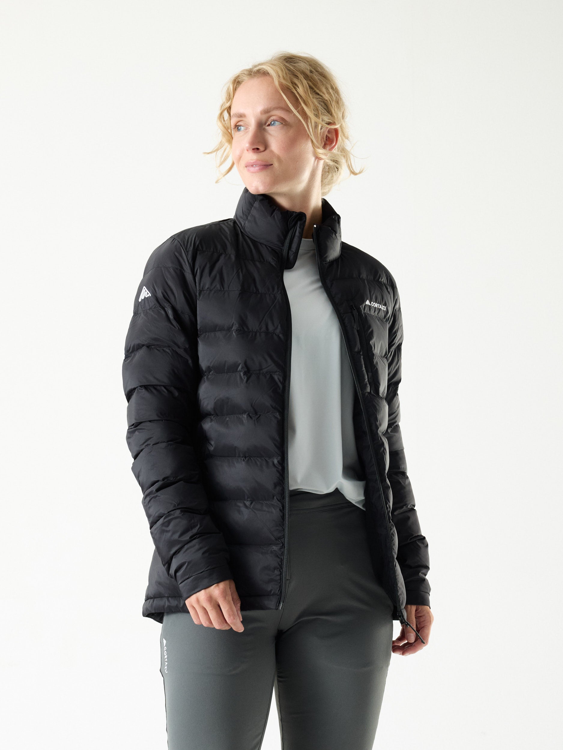 Load video: Mountain INS Jacket 10M Black | Women